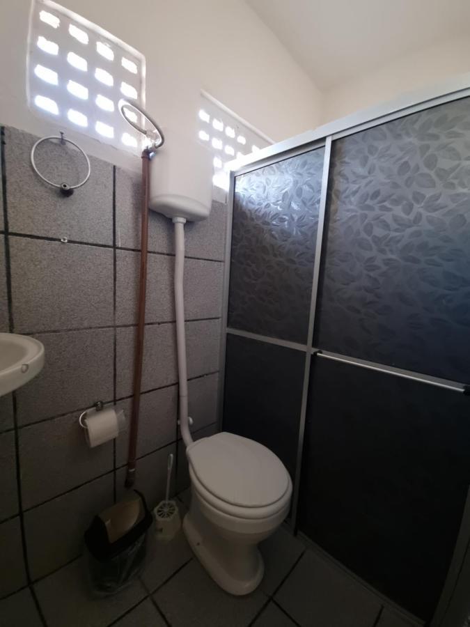 Apartamento 04 - Praia Do Futuro Форталеза Экстерьер фото